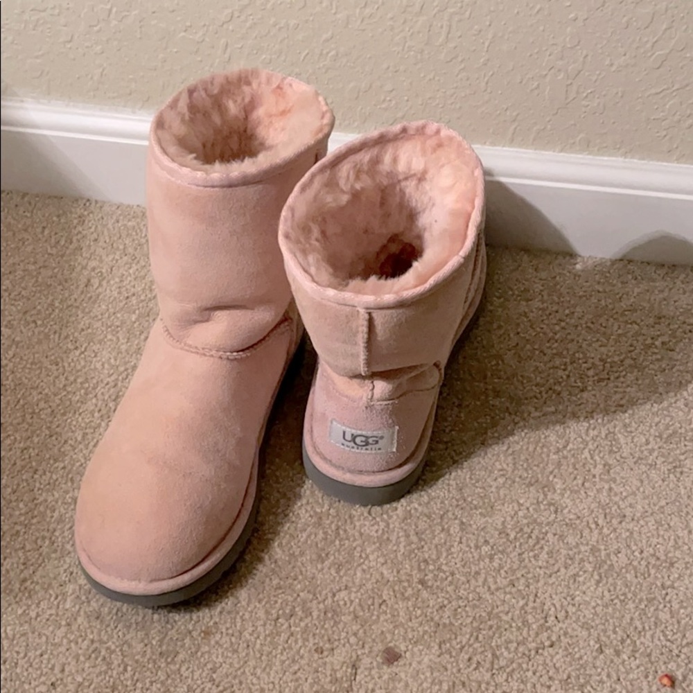 Ugg classic dusty pink